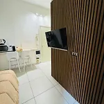 Tiny & Cosy Studio Flat In Como
